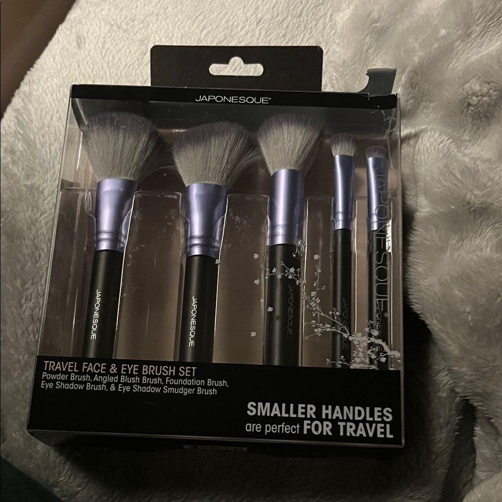 Japonesque Travel Face & Eye Brush Set